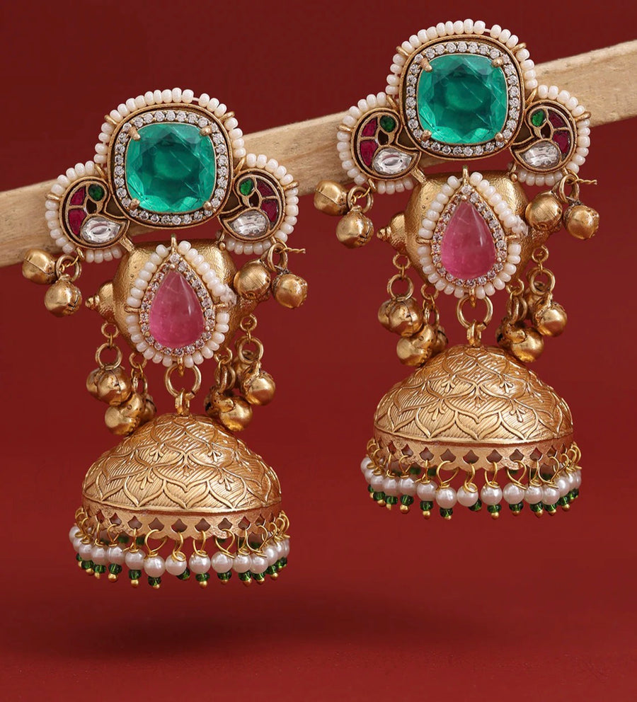 Sawrna Jhumki